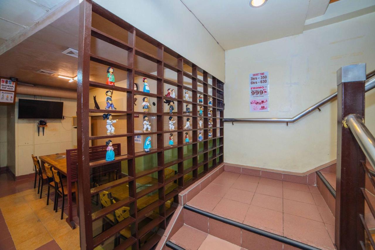 Reddoorz @ Fields Avenue Angeles City Bagian luar foto