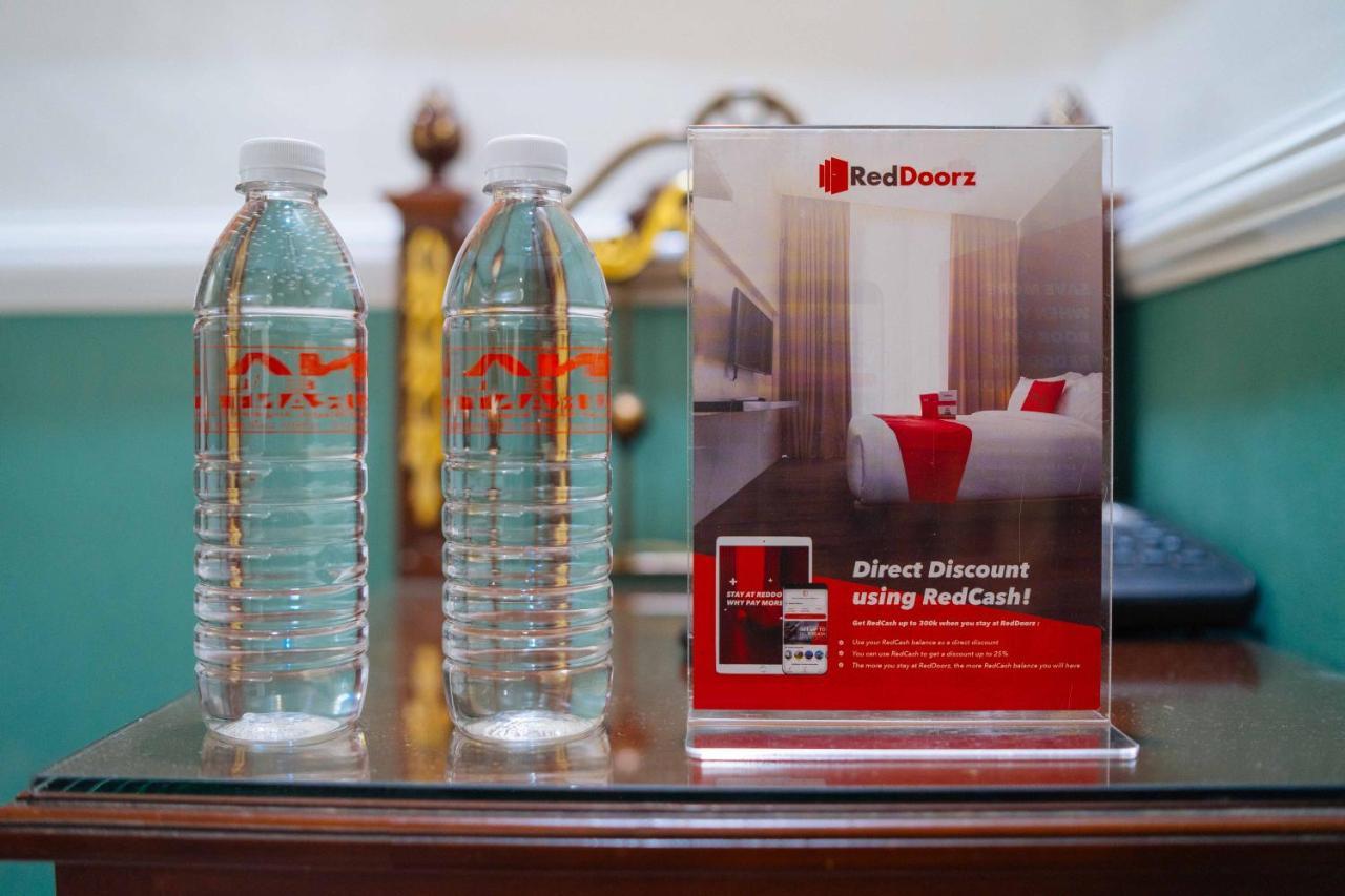 Reddoorz @ Fields Avenue Angeles City Bagian luar foto