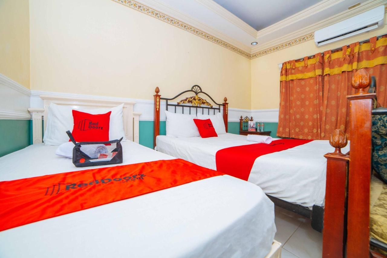 Reddoorz @ Fields Avenue Angeles City Bagian luar foto