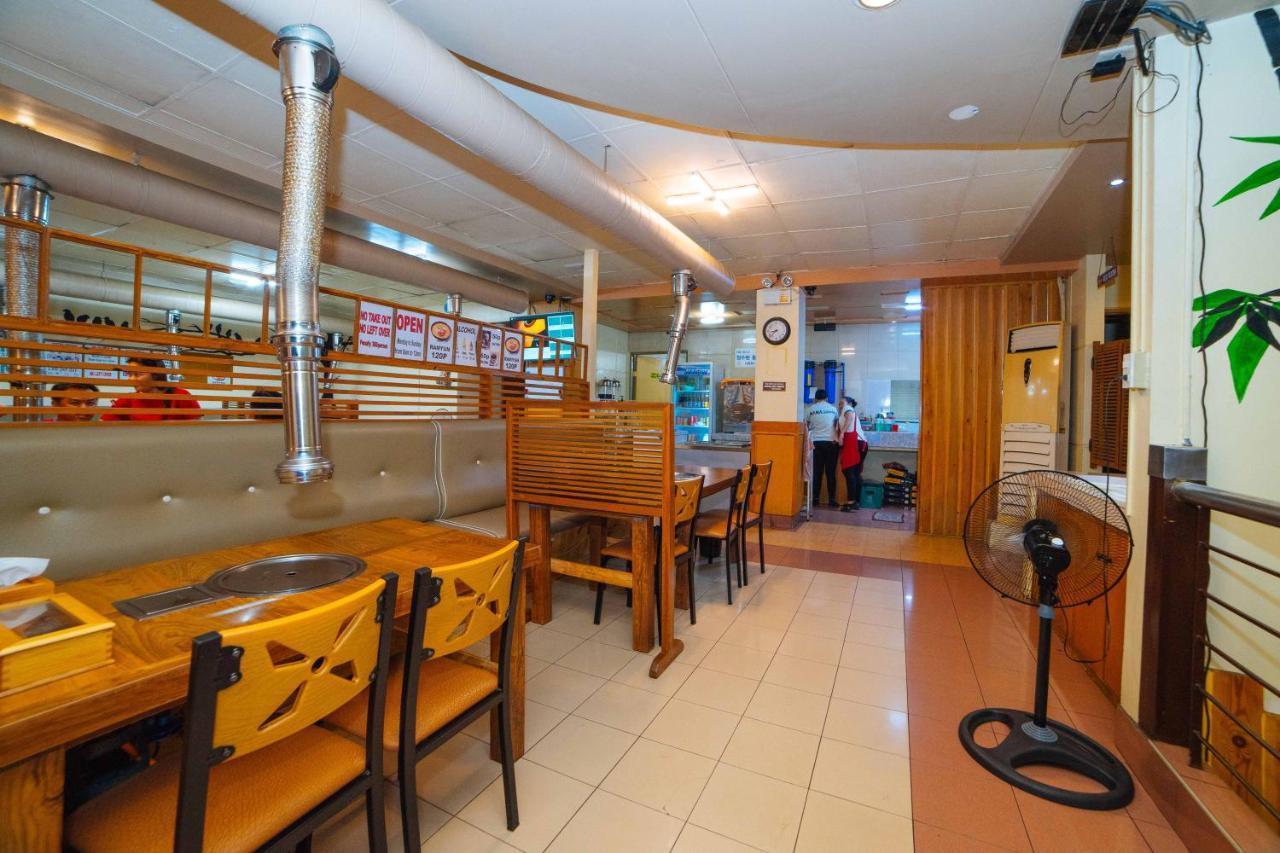 Reddoorz @ Fields Avenue Angeles City Bagian luar foto