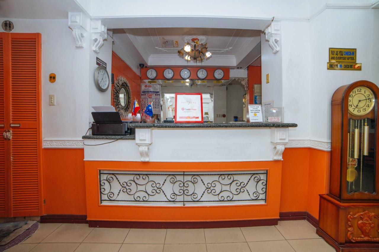 Reddoorz @ Fields Avenue Angeles City Bagian luar foto