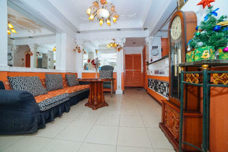 Reddoorz @ Fields Avenue Angeles City Bagian luar foto